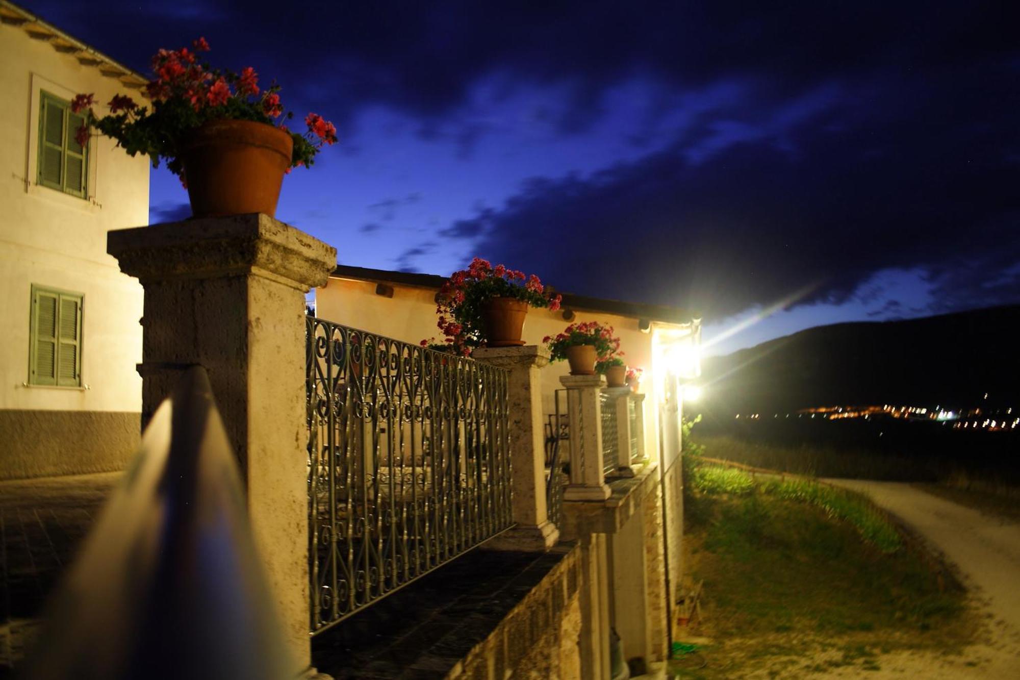 Agriturismo La Cascina Di Opaco Норча Экстерьер фото